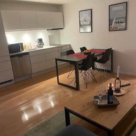 2 Bedroom Apartment Near The Sea ทิสวิลเลลาย ภายนอก รูปภาพ